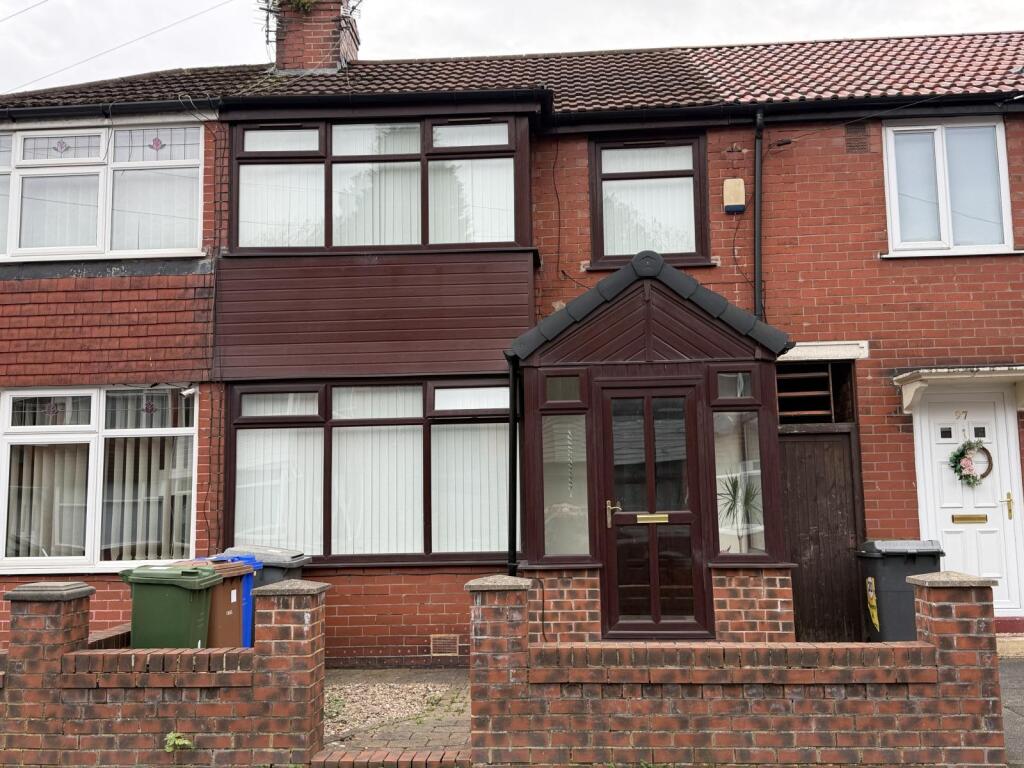 3 bed Semi Detached for rent in Droylsden. From Saltsman & Co Estate Agents Oldham