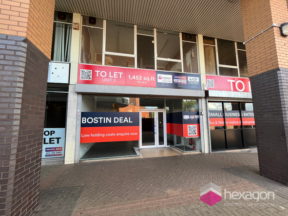 Retail Property (High Street) for rent in Dudley. From Hexagon Commercial Property