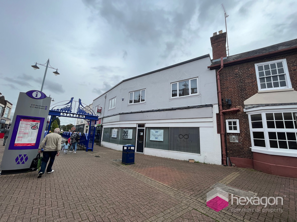Office for rent in Stourbridge. From Hexagon Commercial Property