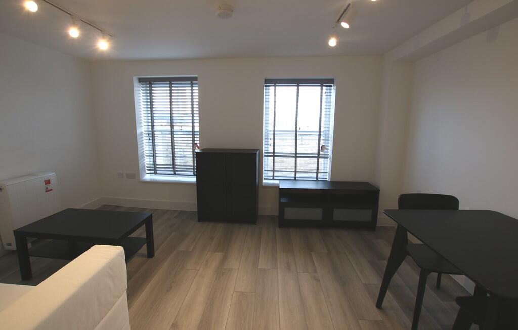 1 bed 1st Floor Flat for rent in Barnet. From Empire Estates - North West London