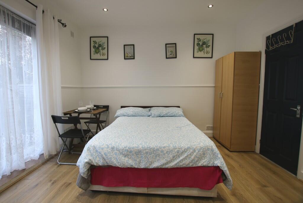 4 bed Studio for rent in Wembley. From Empire Estates - North West London 4 bed Studio for rent in Wembley. From Empire Estates - North West London