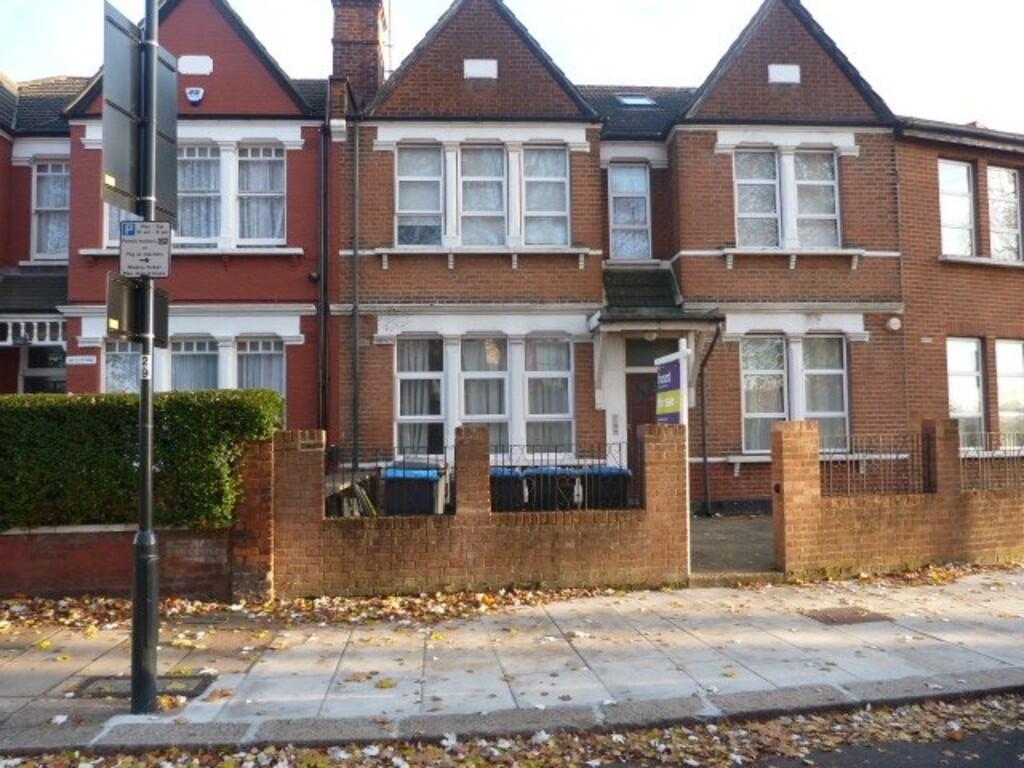 1 bed 1st Floor Flat for rent in Willesden. From Empire Estates - North West London