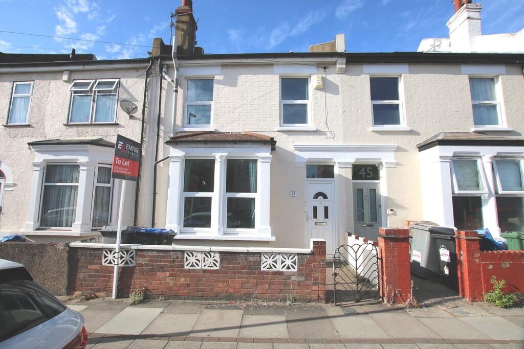 5 bed Mid Terraced House for rent in Willesden. From Empire Estates - North West London 5 bed Mid Terraced House for rent in Willesden. From Empire Estates - North West London
