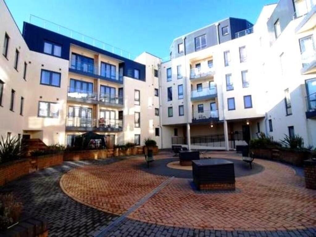1 bed Apartment for rent in London. From Empire Estates - North West London