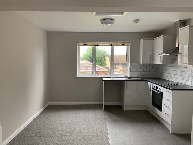 2 bed Flat for rent in Yeovil. From Harling Taylor