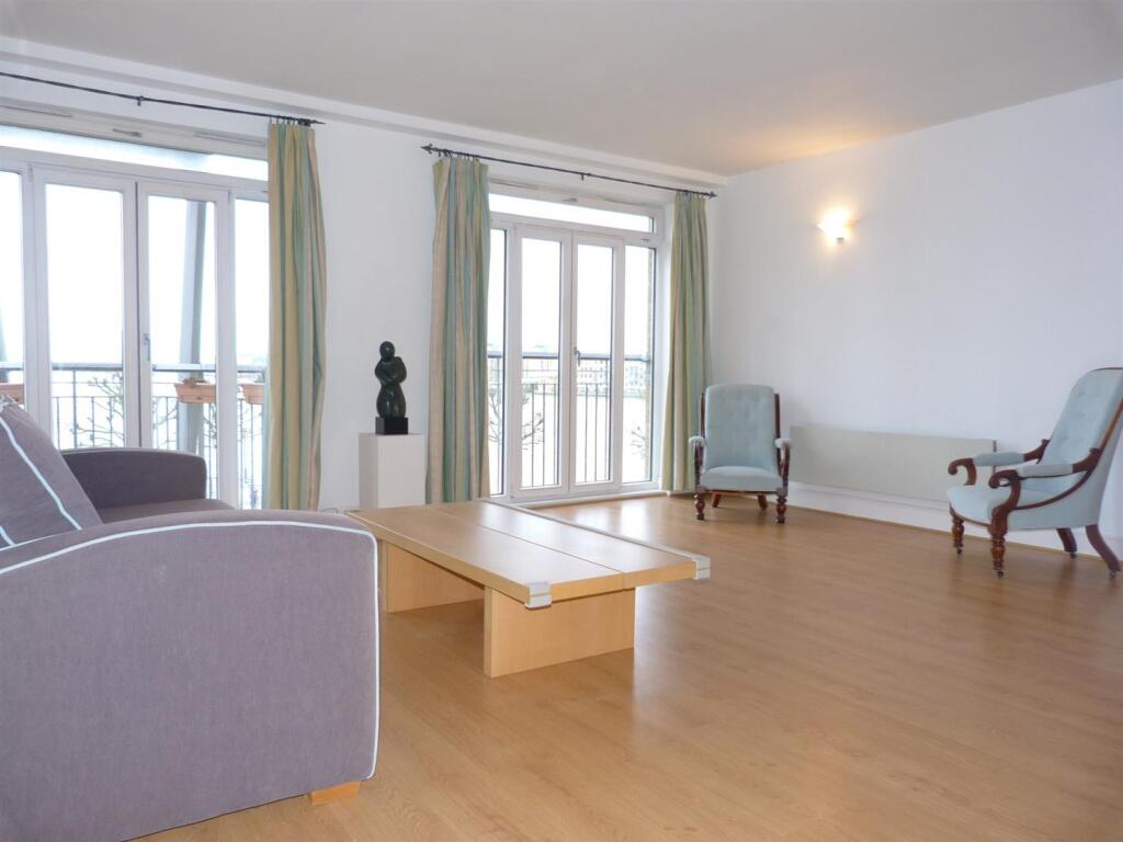 2 bed 1st Floor Flat for rent in Poplar. From Fisks Ltd - London