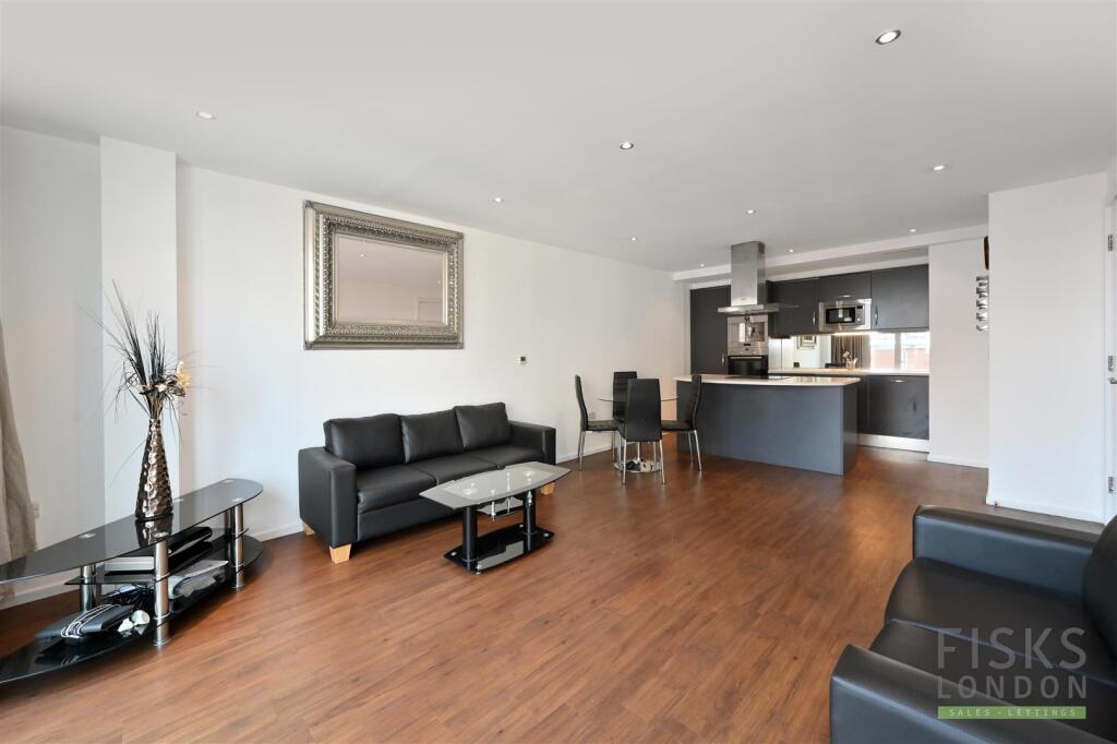 2 bed Apartment for rent in Poplar. From Fisks Ltd - London 2 bed Apartment for rent in Poplar. From Fisks Ltd - London