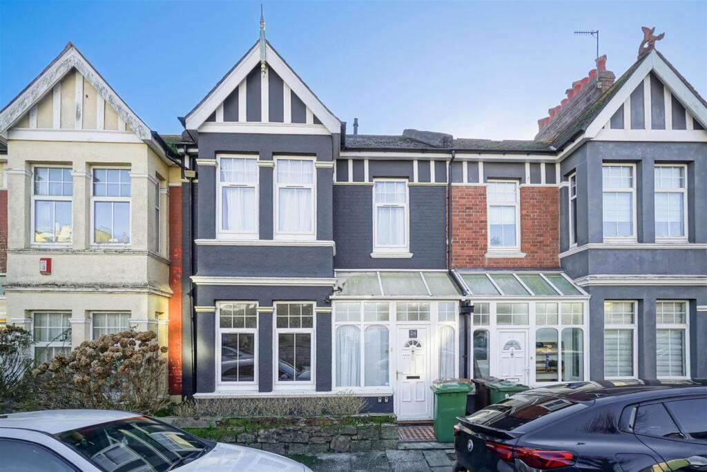 6 bed Detached for rent in Plymouth. From DC Lane - Plymouth