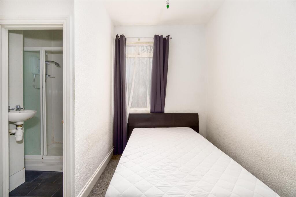 1 bed 1st Floor Flat for rent in Plymouth. From DC Lane - Plymouth