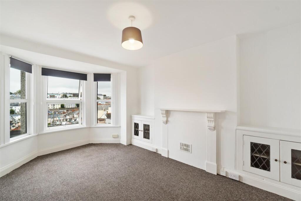 2 bed Apartment for rent in Torpoint. From DC Lane - Plymouth 2 bed Apartment for rent in Torpoint. From DC Lane - Plymouth