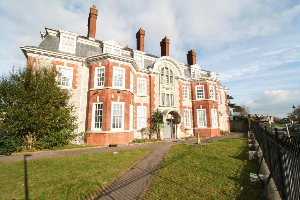 2 bed 1st Floor Flat for rent in Plymouth. From DC Lane - Plymouth
