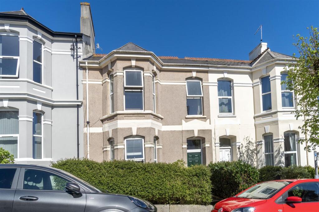 5 bed Detached for rent in Plymouth. From DC Lane - Plymouth