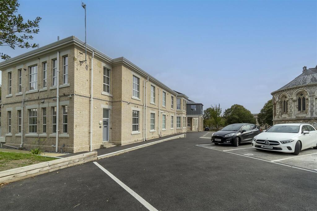 2 bed Apartment for rent in Plymouth. From DC Lane - Plymouth
