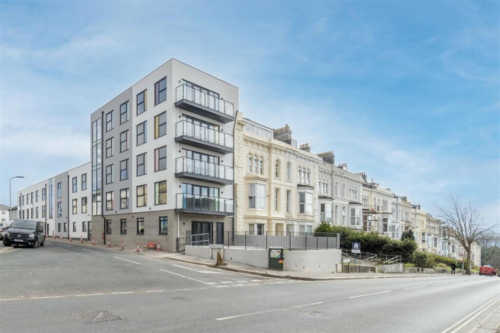 3 bed Apartment for rent in Plymouth. From DC Lane - Plymouth 3 bed Apartment for rent in Plymouth. From DC Lane - Plymouth