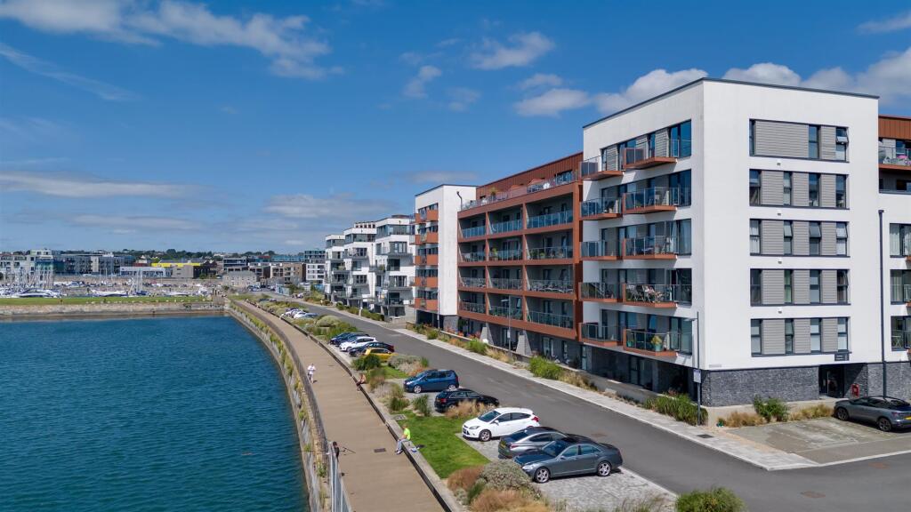 3 bed Apartment for rent in Plymouth. From DC Lane - Plymouth