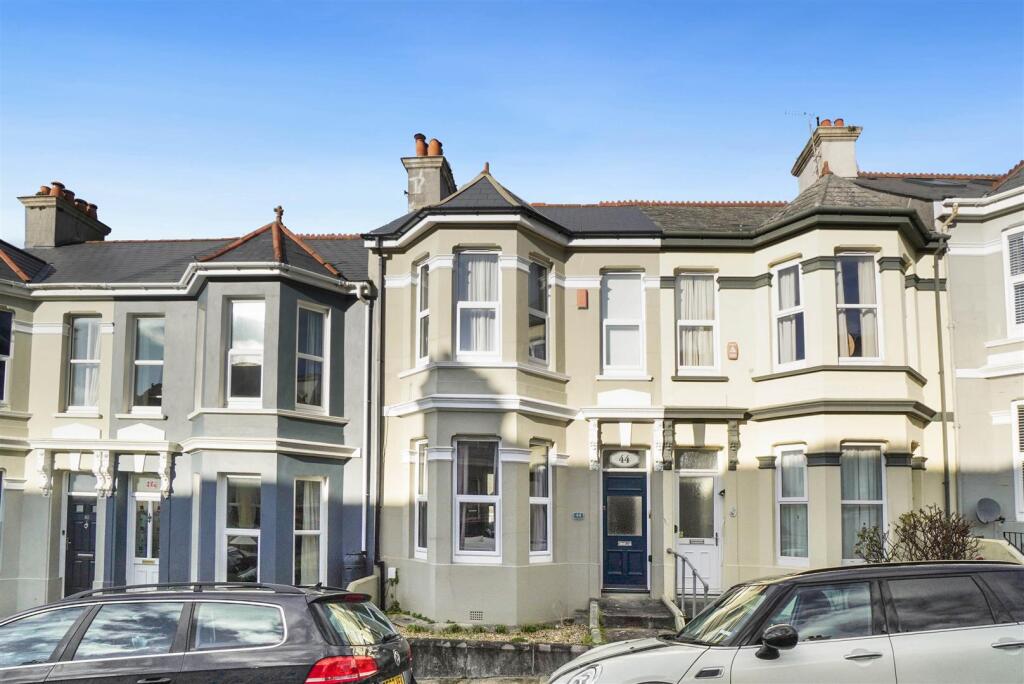 2 bed Mid Terraced House for rent in Plymouth. From DC Lane - Plymouth