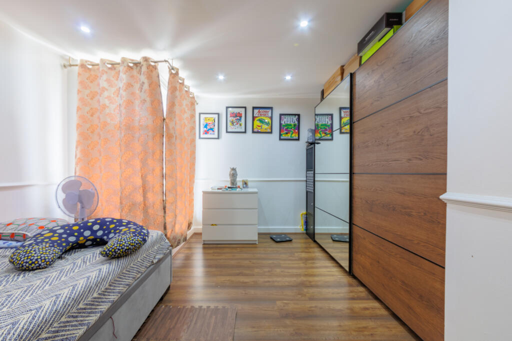 2 bed 1st Floor Flat for rent in London. From gLocalAgents.co.uk - Covering Nationwide