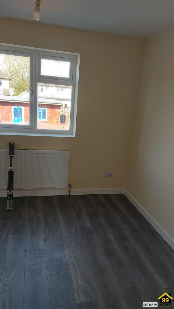 3 bed Semi Detached for rent in Crayford. From gLocalAgents.co.uk - Covering Nationwide