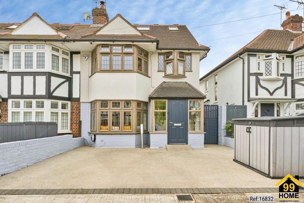 4 bed End of Terrace for rent in Teddington. From gLocalAgents.co.uk - Covering Nationwide 4 bed End of Terrace for rent in Teddington. From gLocalAgents.co.uk - Covering Nationwide