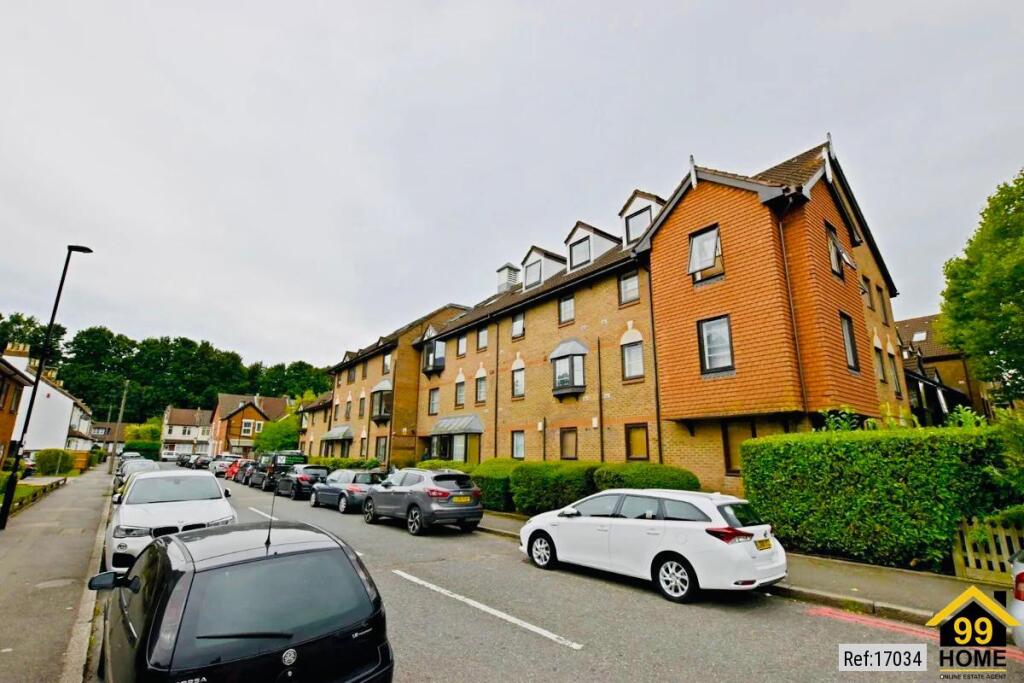 2 bed 1st Floor Flat for rent in Purley. From gLocalAgents.co.uk - Covering Nationwide