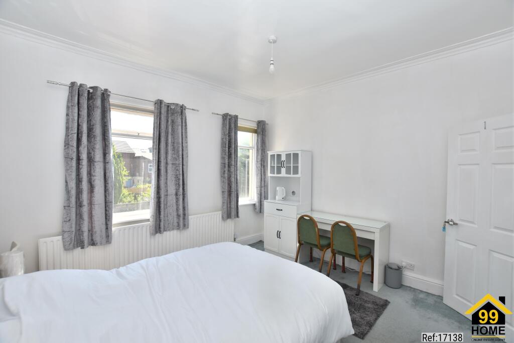 4 bed Studio for rent in St Helens. From gLocalAgents.co.uk - Covering Nationwide 4 bed Studio for rent in St Helens. From gLocalAgents.co.uk - Covering Nationwide