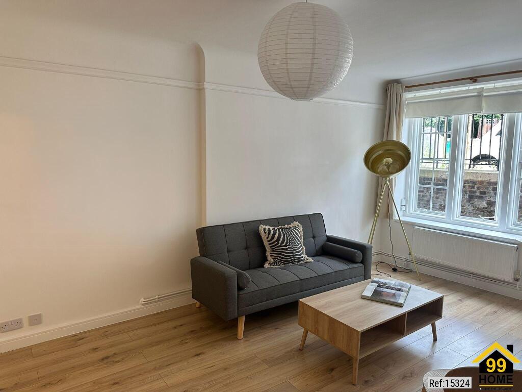 4 bed 1st Floor Flat for rent in Hampstead. From gLocalAgents.co.uk - Covering Nationwide