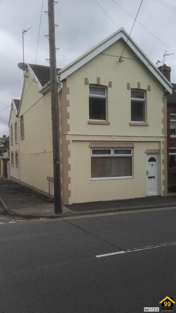 1 bed 1st Floor Flat for rent in Dolau. From gLocalAgents.co.uk - Covering Nationwide