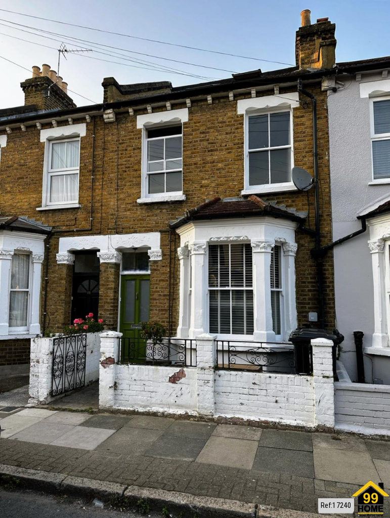 4 bed Mid Terraced House for rent in Merton. From gLocalAgents.co.uk - Covering Nationwide