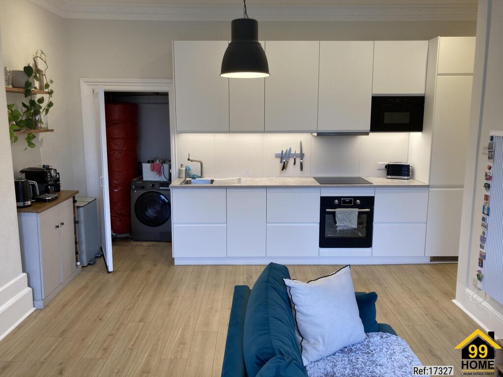 2 bed 1st Floor Flat for rent in Camberwell. From gLocalAgents.co.uk - Covering Nationwide