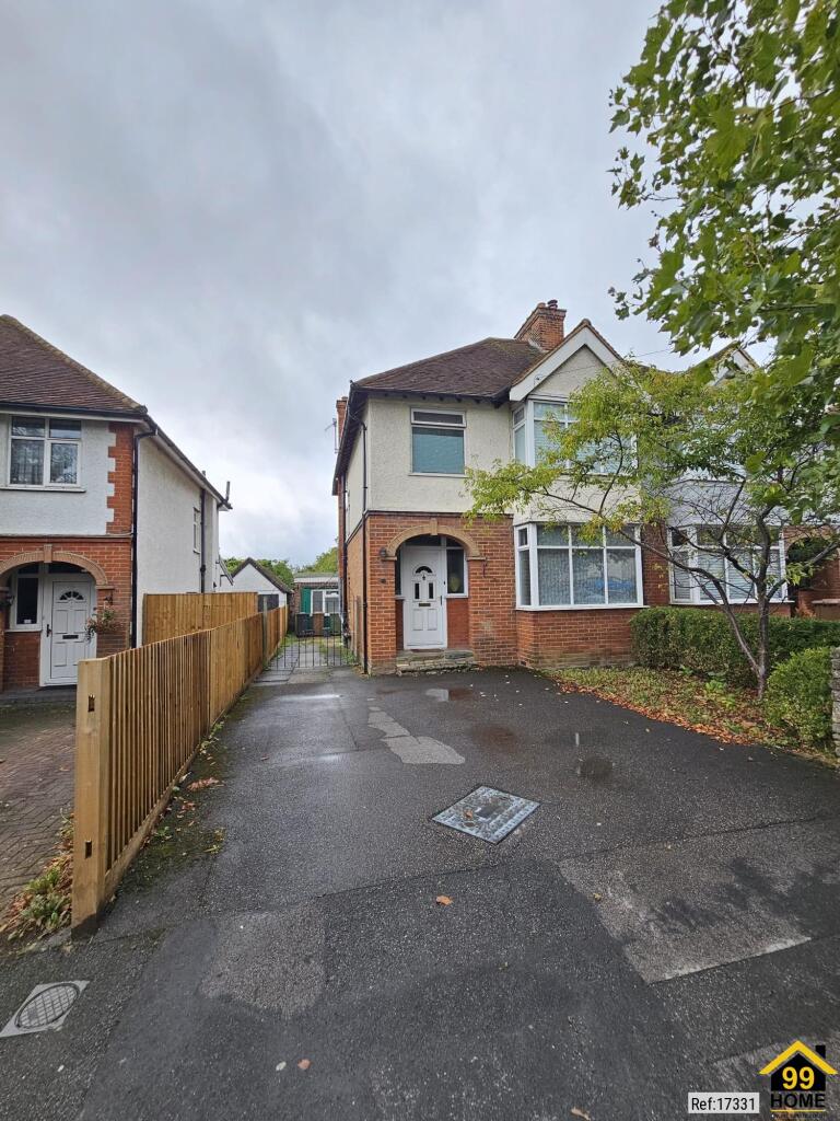 3 bed Semi Detached for rent in Guildford. From gLocalAgents.co.uk - Covering Nationwide
