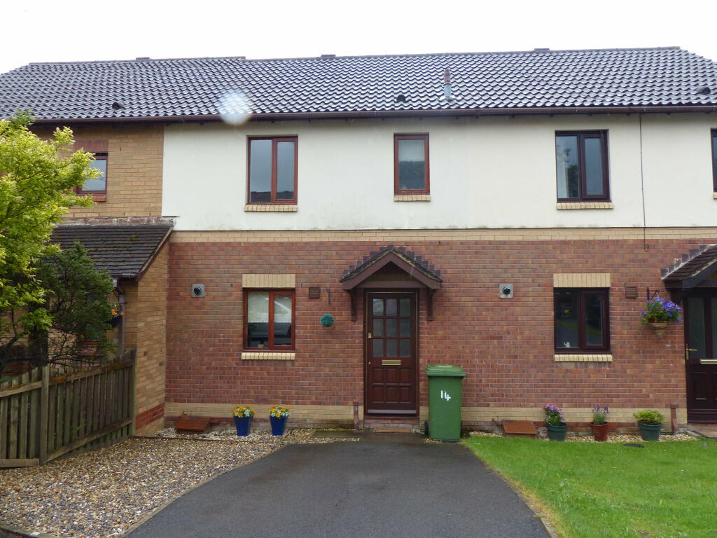 2 bed Park home for rent in Beddau. From Landlords Letting Company