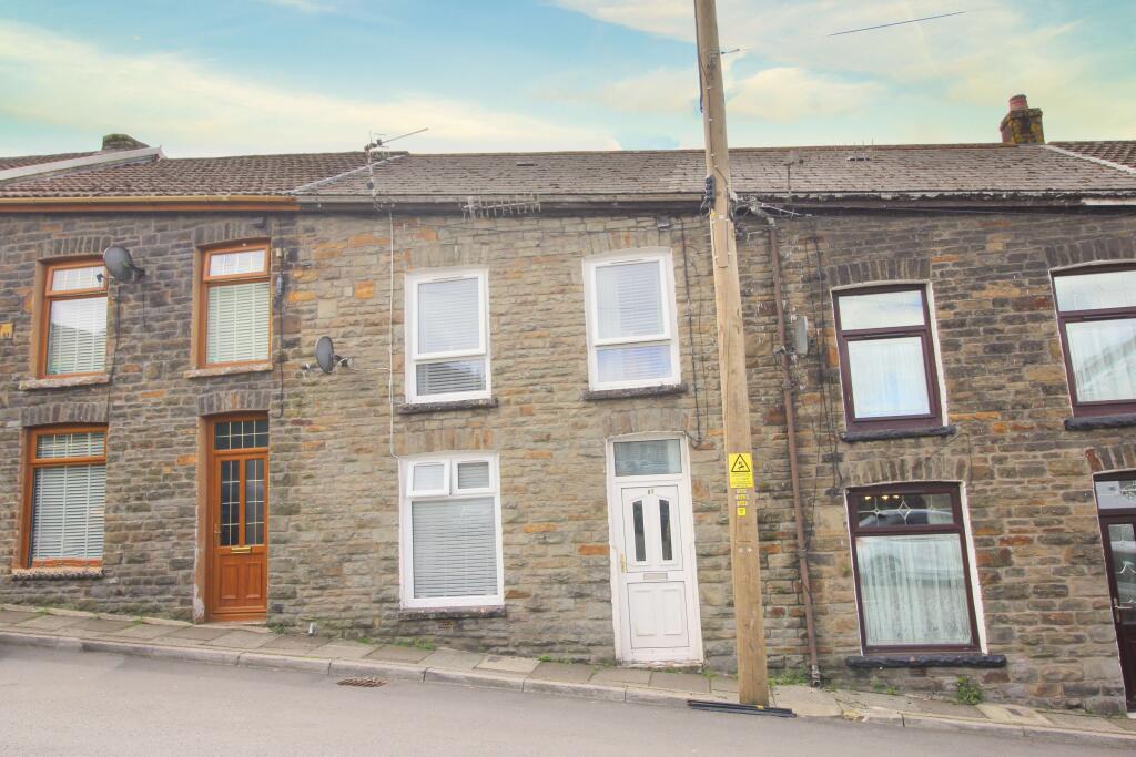 3 bed Mid Terraced House for rent in Tonypandy. From Landlords Letting Company
