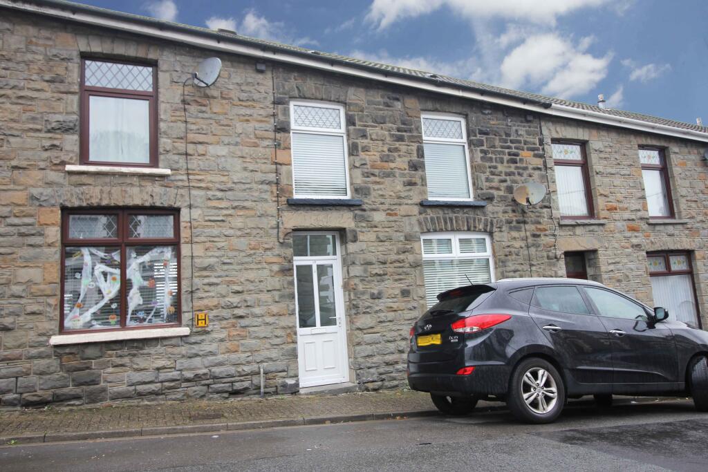 3 bed Mid Terraced House for rent in Pontypridd. From Landlords Letting Company