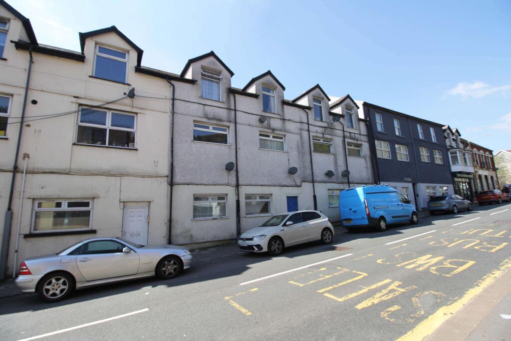 1 bed 1st Floor Flat for rent in Rhondda. From Landlords Letting Company