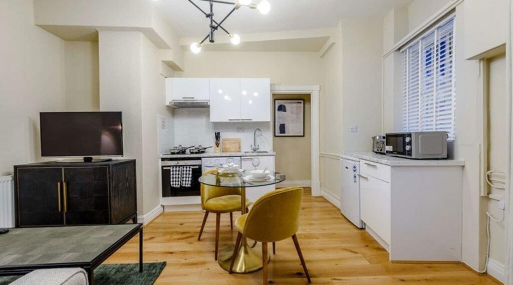 1 bed 1st Floor Flat for rent in Paddington. From ABACO Estates - London - Sales