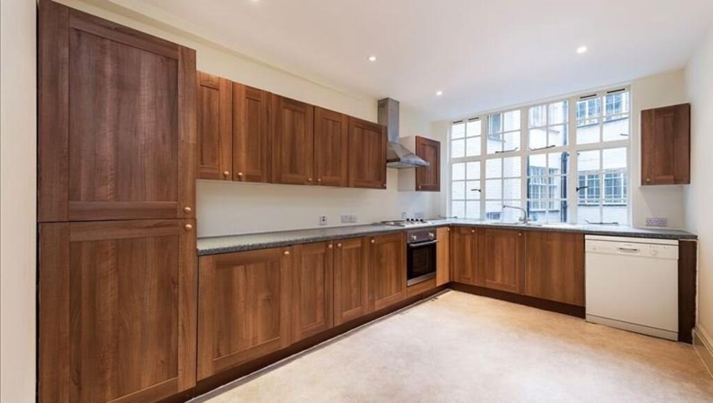 5 bed 1st Floor Flat for rent in Paddington. From ABACO Estates - London - Sales