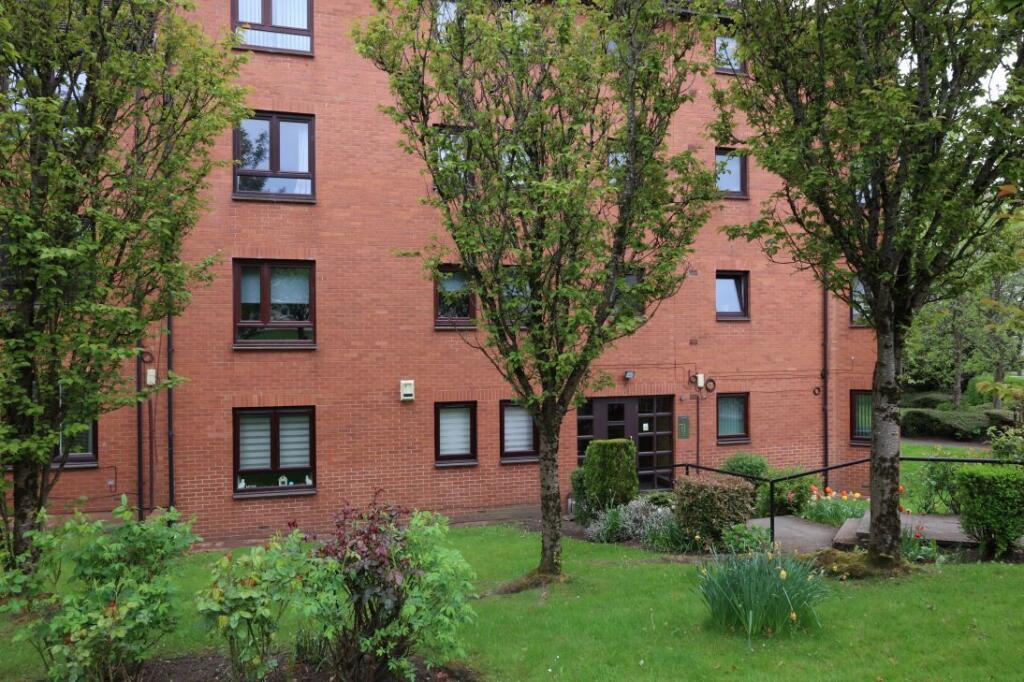 2 bed 1st Floor Flat for rent in Rutherglen. From A B PROPERTY CONSULTANTS - Baillieston