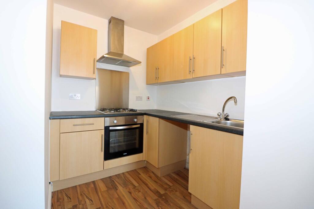 2 bed 1st Floor Flat for rent in Cairns. From A B PROPERTY CONSULTANTS - Baillieston
