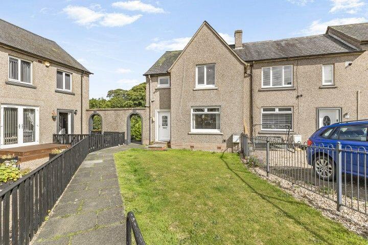 3 bed End of Terrace for rent in Bridgend. From A B PROPERTY CONSULTANTS - Baillieston