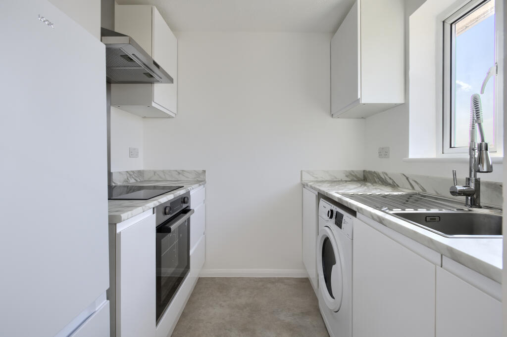 4 bed 1st Floor Flat for rent in Walthamstow. From Abbeymove - Walthamstow 4 bed 1st Floor Flat for rent in Walthamstow. From Abbeymove - Walthamstow