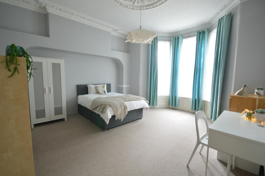 8 bed Mid Terraced House for rent in Plymouth. From A Home After Halls - Plymouth