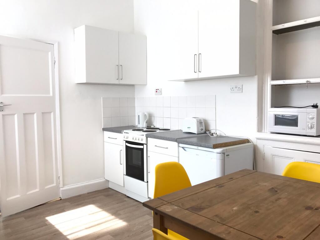 4 bed Detached for rent in Plymouth. From A Home After Halls - Plymouth