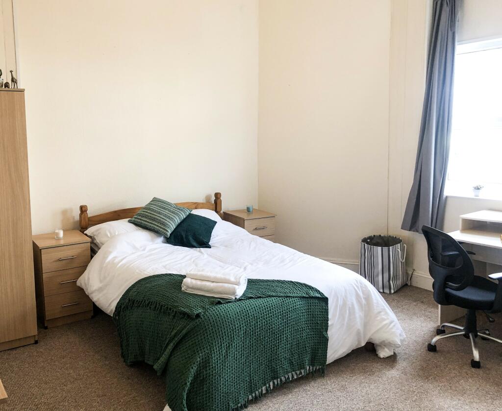 5 bed Detached for rent in Plymouth. From A Home After Halls - Plymouth