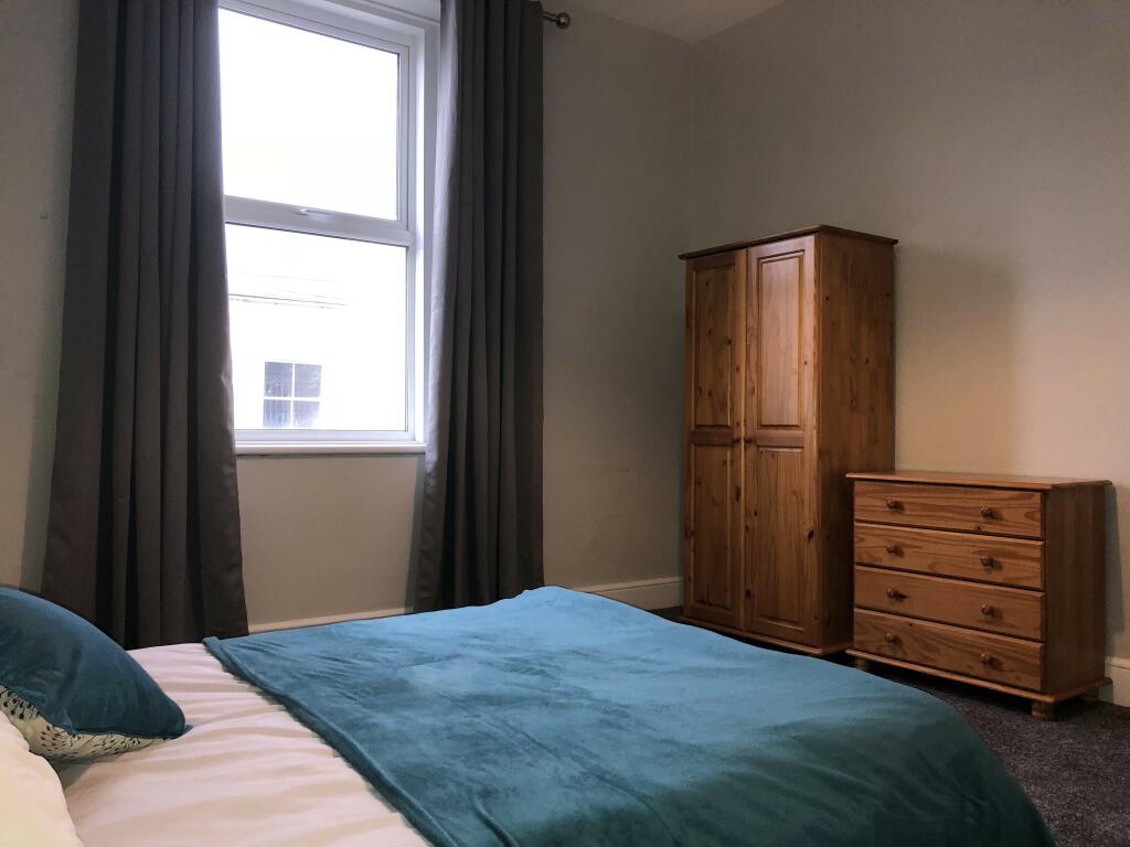 8 bed Detached for rent in Plymouth. From A Home After Halls - Plymouth