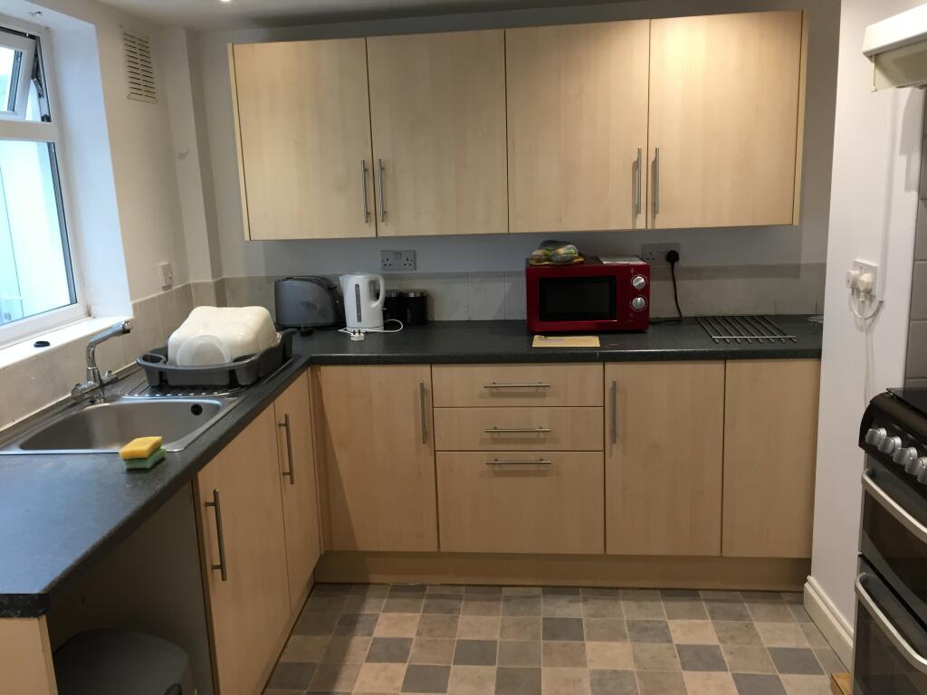 4 bed Mid Terraced House for rent in Plymouth. From A Home After Halls - Plymouth 4 bed Mid Terraced House for rent in Plymouth. From A Home After Halls - Plymouth