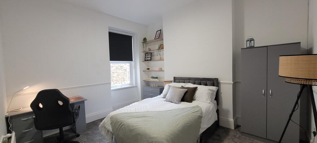 6 bed Mid Terraced House for rent in Plymouth. From A Home After Halls - Plymouth