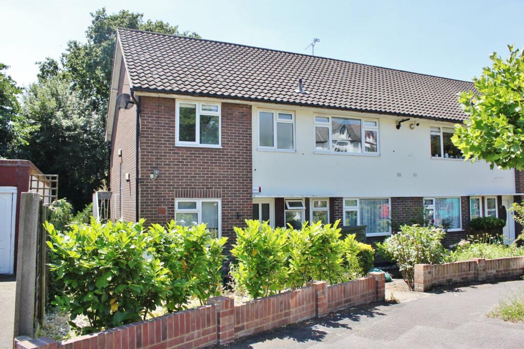 2 bed 1st Floor Flat for rent in Woodford. From Abode - Woodford Green - Lettings