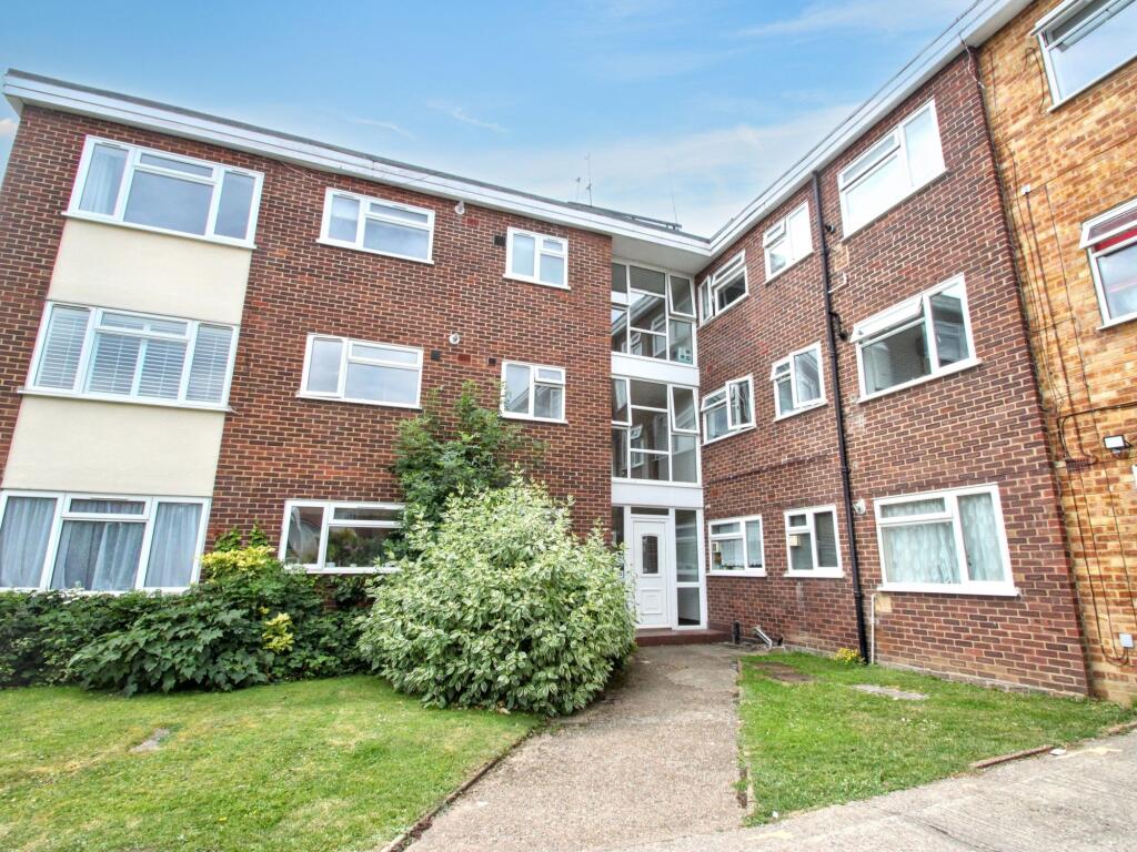 2 bed 1st Floor Flat for rent in Woodford. From Abode - Woodford Green - Lettings
