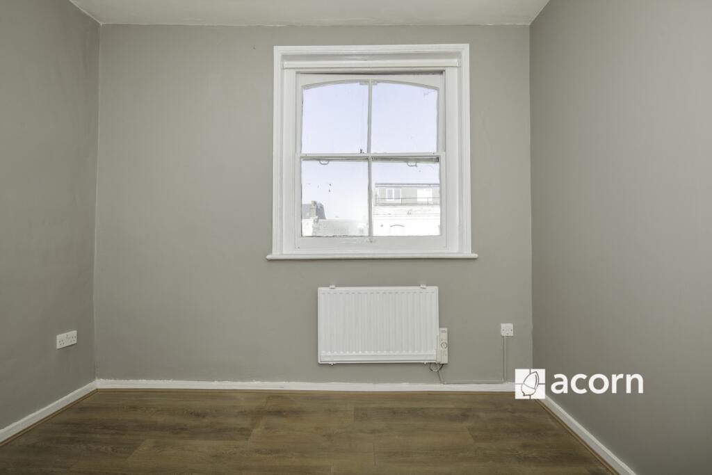 2 bed 1st Floor Flat for rent in Deptford. From Acorn - Brockley