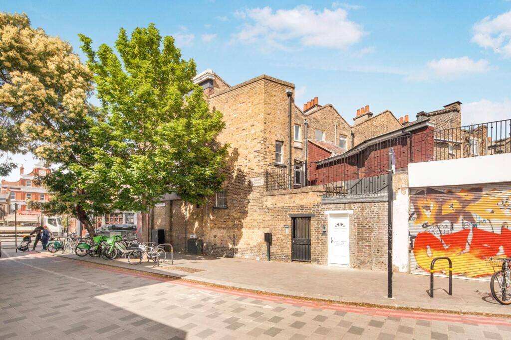 2 bed 1st Floor Flat for rent in Camberwell. From Acorn - Camberwell